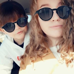 Meet your Posher, Amelia